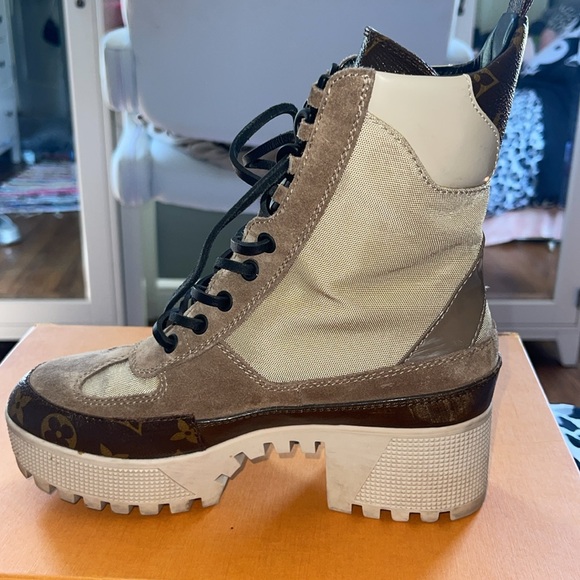 Louis Vuitton Monogram Laureate Leather Combat Boots - Picture 5 of 12